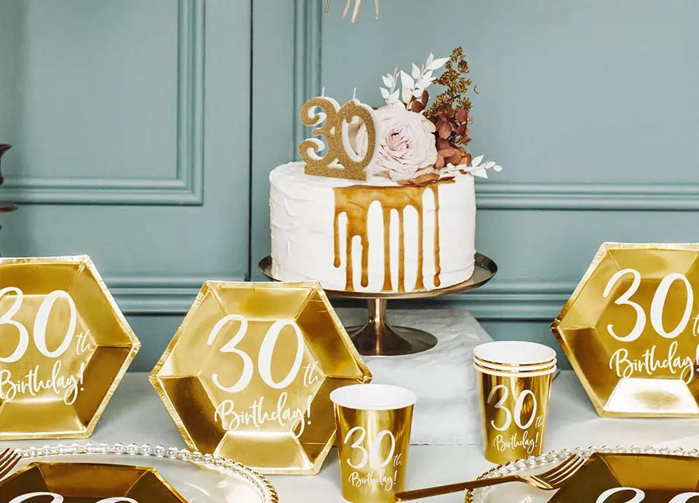 Tortová sviečka - zlatá 30-tka 3/4
