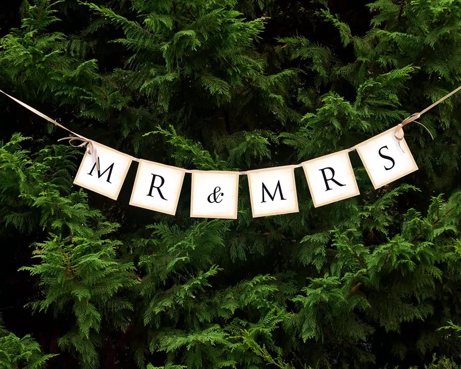 Banner Mr & Mrs - vintage 2/3