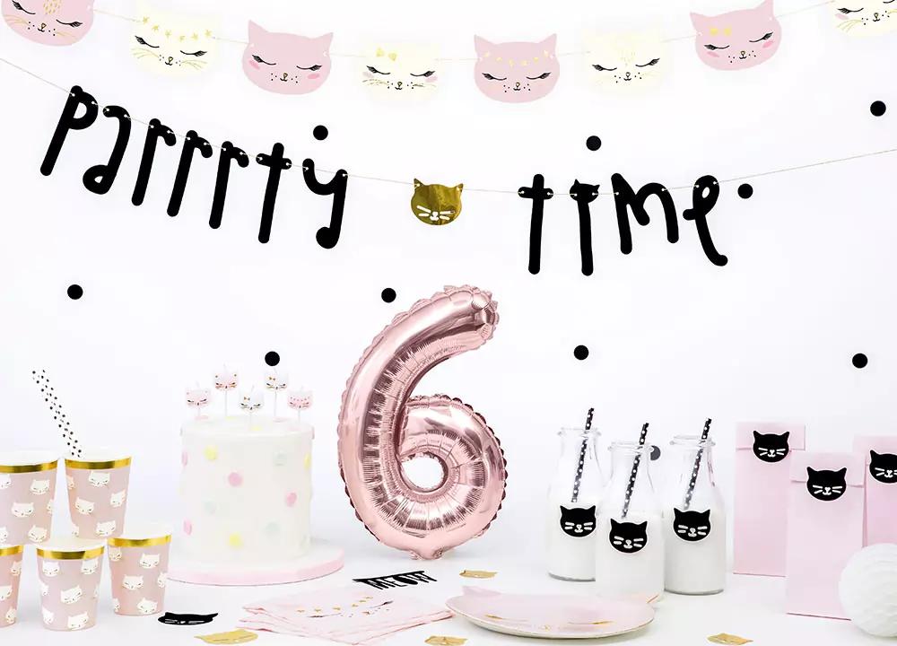 Papierové slamky - biele s bodkami (10ks) 1/2