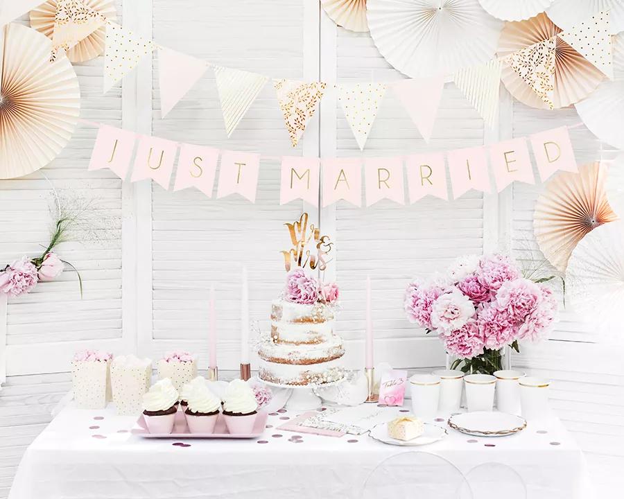 Farebná girlanda s vlajkami, vzor 04 3/4